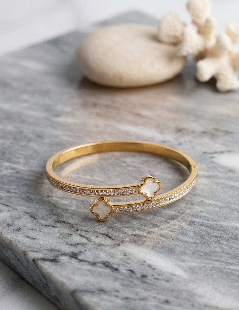 Open Cuff Four Leaf Clover Zircon Bangle