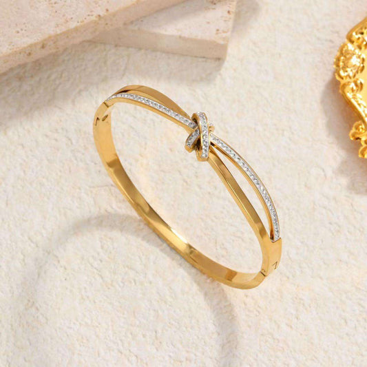 Knot Zircon Bangle