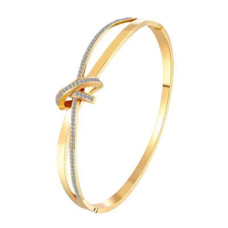 Knot Zircon Bangle