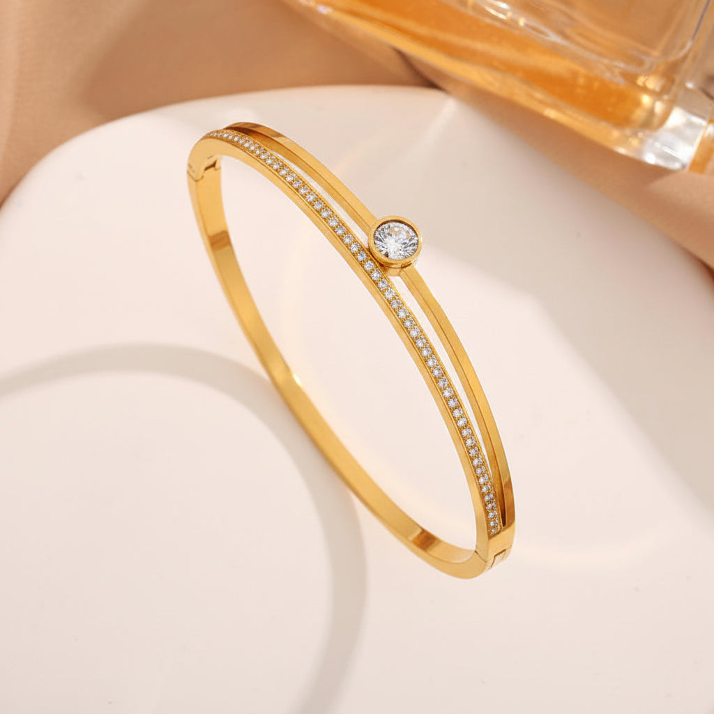 Solitaire Zircon Bangle