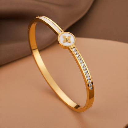 Lucky White Clover Bracelet