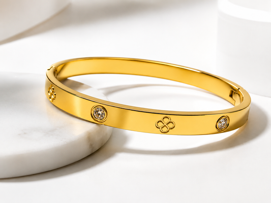 Lucky Four Leaf Clover Zircon Bangle