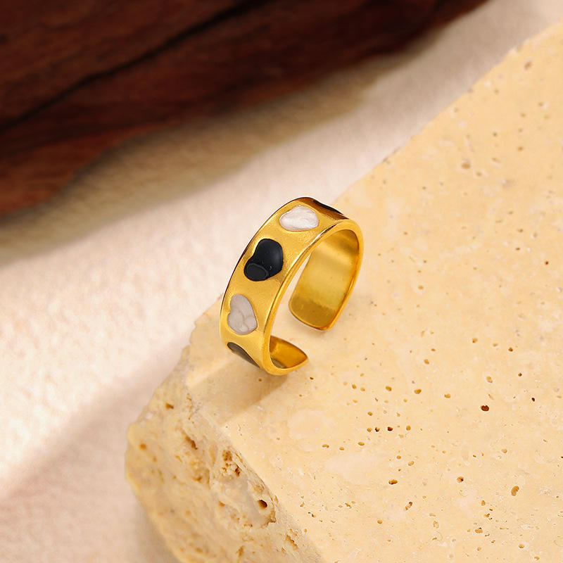 Heart Detail Adjustable Ring