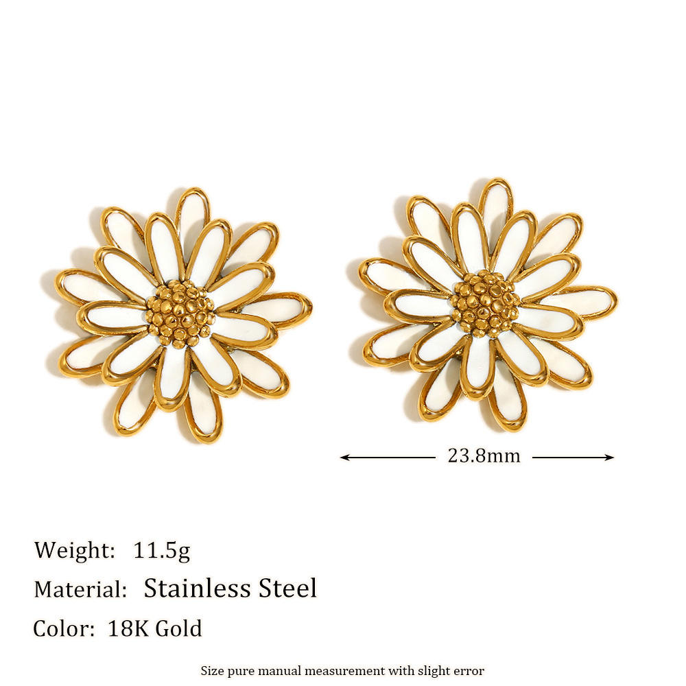 Daisy Flower Stud Earrings