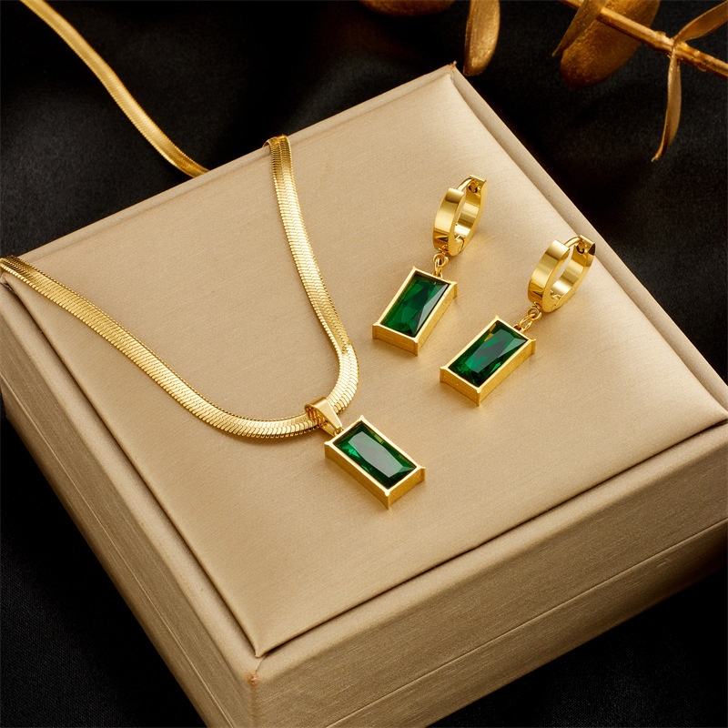 Emerald Green Zircon Necklace & Earring Set