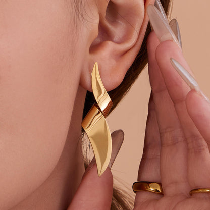 Gold-Plated Twist Pendant Necklace & Matching Earrings Set